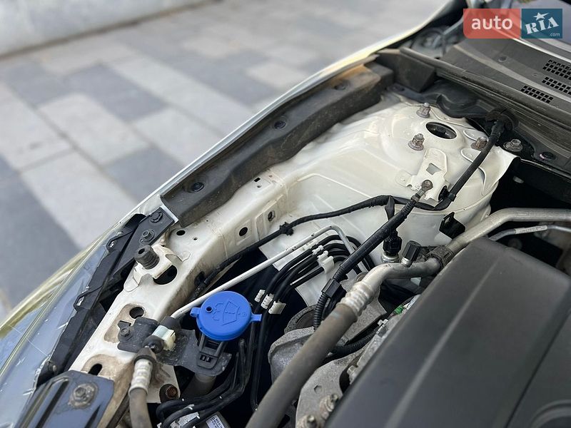 Седан Mazda 3 2018 в Днепре