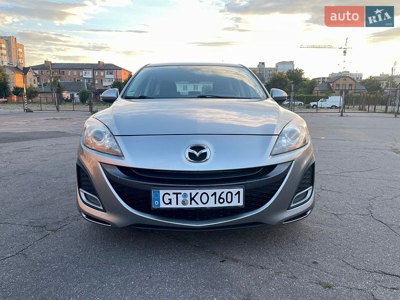 Хэтчбек Mazda 3 2010 в Виннице