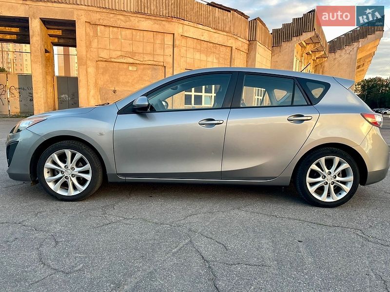 Хэтчбек Mazda 3 2010 в Виннице