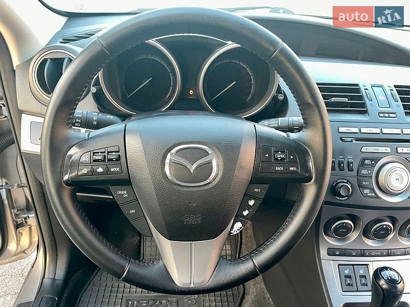Хэтчбек Mazda 3 2010 в Виннице