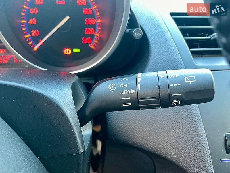 Хэтчбек Mazda 3 2010 в Виннице