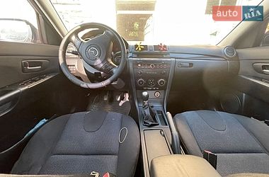 Хетчбек Mazda 3 2004 в Міжгір'ї