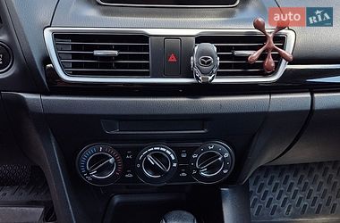 Хэтчбек Mazda 3 2014 в Верхнеднепровске