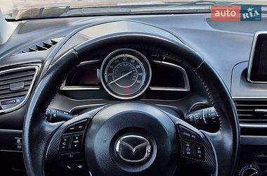 Хэтчбек Mazda 3 2014 в Верхнеднепровске