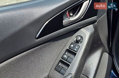 Хэтчбек Mazda 3 2014 в Верхнеднепровске