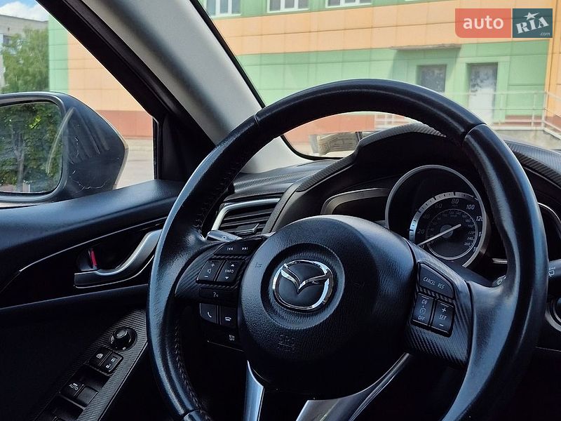 Хэтчбек Mazda 3 2014 в Верхнеднепровске