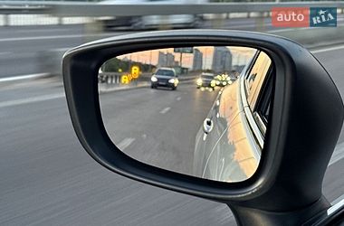 Седан Mazda 3 2018 в Киеве