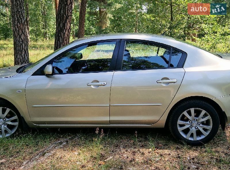Седан Mazda 3 2006 в Києві