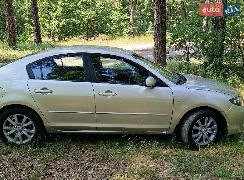 Седан Mazda 3 2006 в Києві