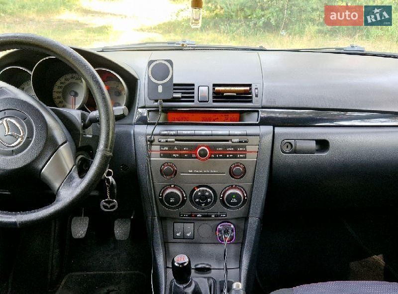 Седан Mazda 3 2006 в Києві
