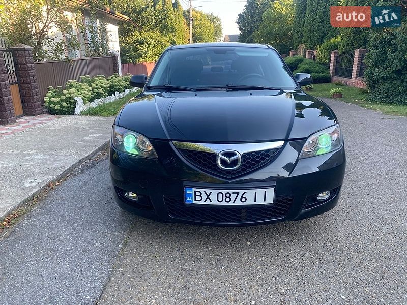 Седан Mazda 3 2007 в Черновцах