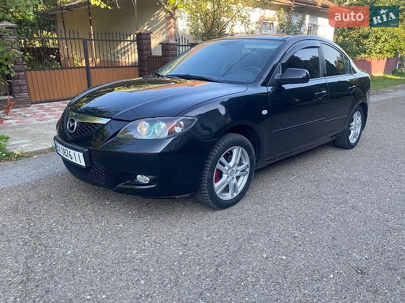 Седан Mazda 3 2007 в Черновцах