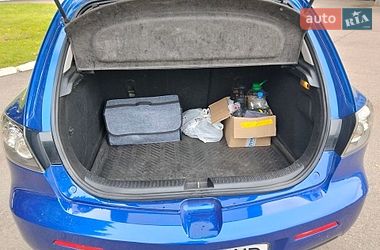 Хэтчбек Mazda 3 2006 в Синельниково