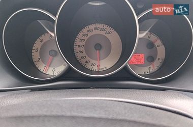 Хэтчбек Mazda 3 2006 в Синельниково