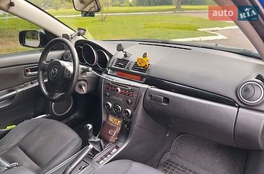Хэтчбек Mazda 3 2006 в Синельниково