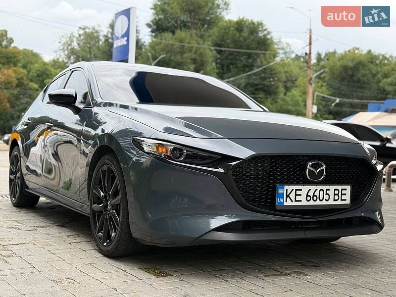 Хэтчбек Mazda 3 2022 в Днепре