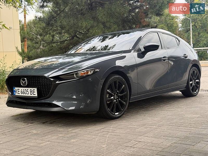 Хэтчбек Mazda 3 2022 в Днепре