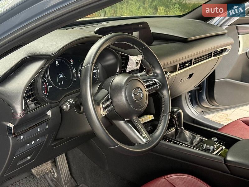Хэтчбек Mazda 3 2022 в Днепре