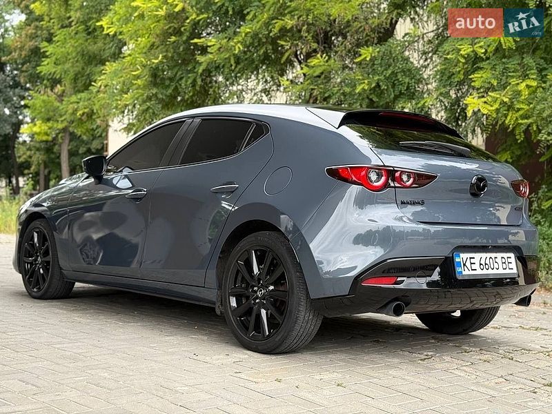 Хэтчбек Mazda 3 2022 в Днепре