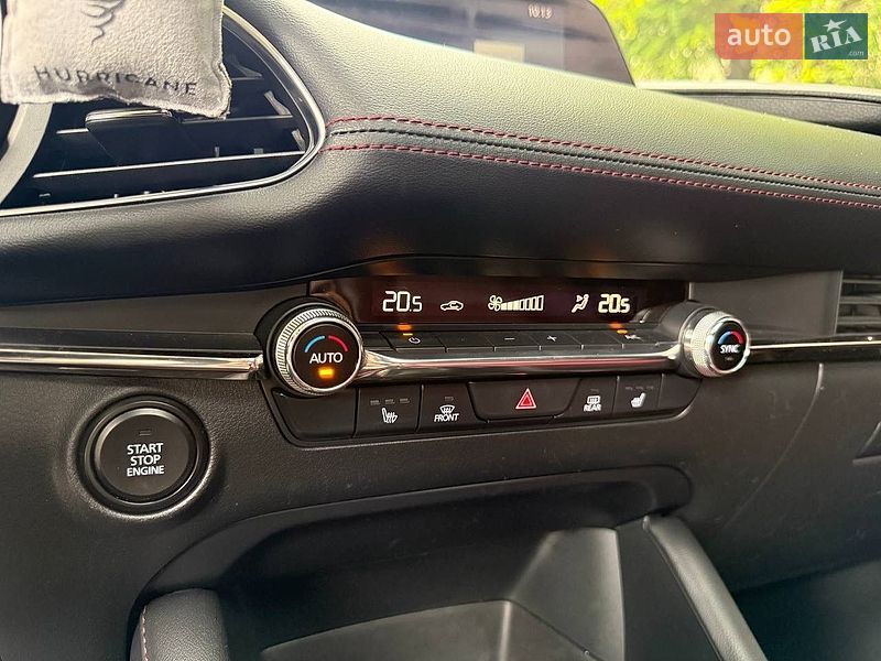 Хэтчбек Mazda 3 2022 в Днепре