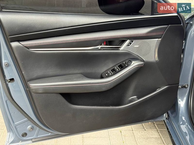 Хетчбек Mazda 3 2022 в Дніпрі фото 28 Хетчбек Mazda 3 2022 в Дніпрі