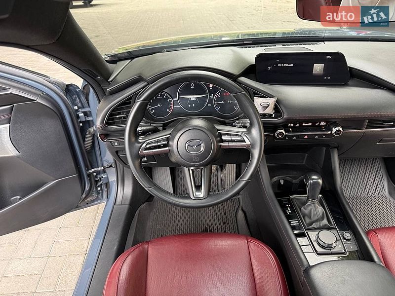 Хэтчбек Mazda 3 2022 в Днепре