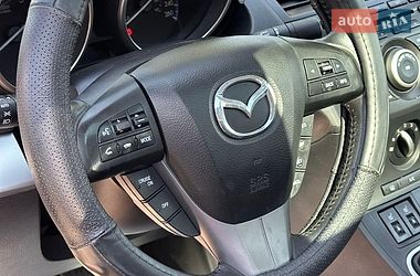 Седан Mazda 3 2013 в Смілі