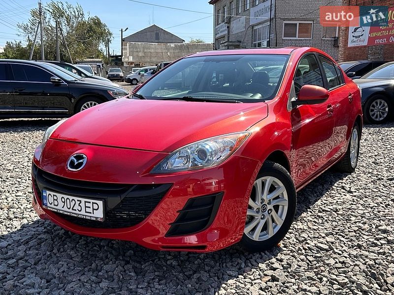 Седан Mazda 3 2013 в Смілі