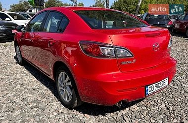 Седан Mazda 3 2013 в Смілі