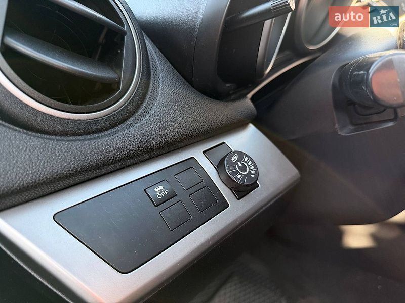Седан Mazda 3 2012 в Ровно