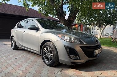Хэтчбек Mazda 3 2011 в Киеве