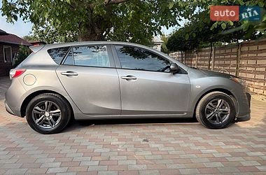 Хэтчбек Mazda 3 2011 в Киеве