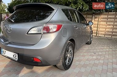 Хэтчбек Mazda 3 2011 в Киеве