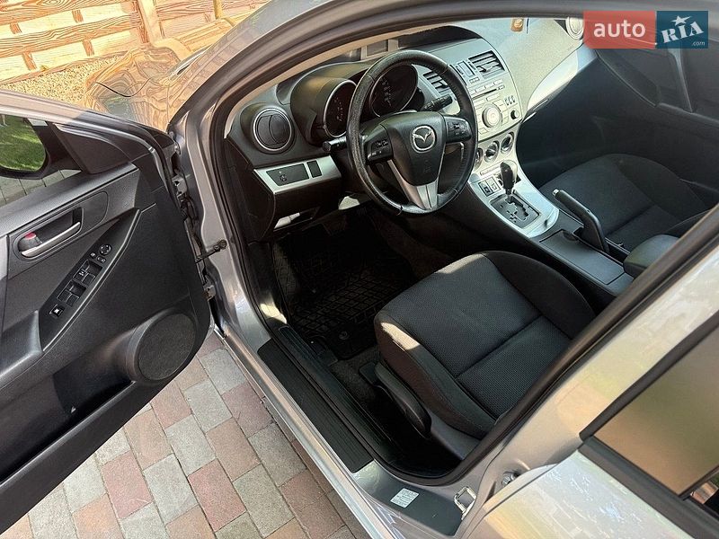 Хетчбек Mazda 3 2011 в Києві