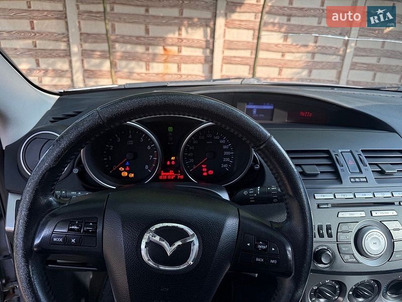 Хэтчбек Mazda 3 2011 в Киеве