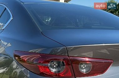 Седан Mazda 3 2021 в Киеве