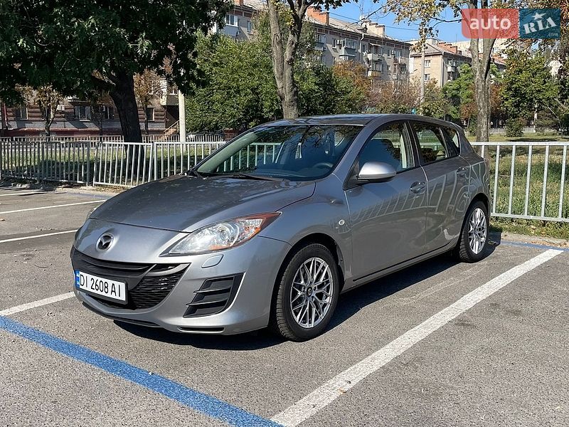 Хэтчбек Mazda 3 2010 в Днепре