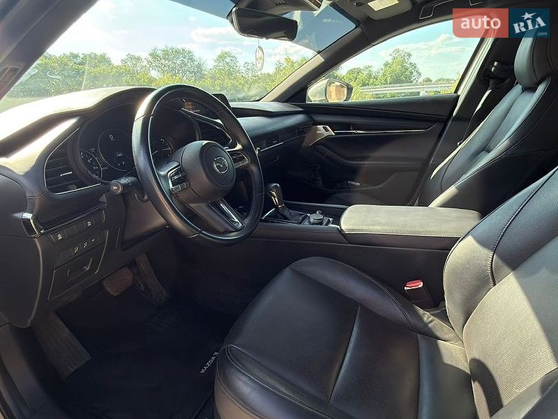 Хетчбек Mazda 3 2022 в Павлограді фото 12 Хетчбек Mazda 3 2022 в Павлограді