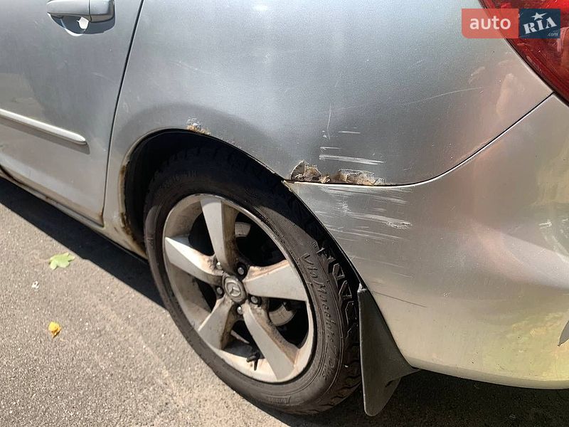 Хэтчбек Mazda 3 2004 в Киеве