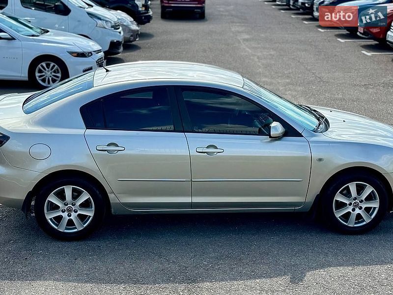 Седан Mazda 3 2007 в Києві