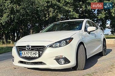 Седан Mazda 3 2015 в Василькові