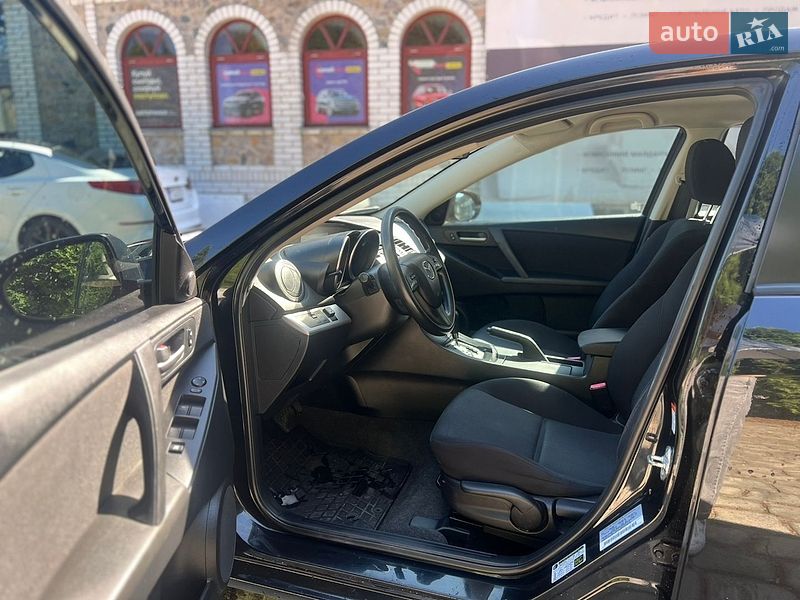 Седан Mazda 3 2010 в Білій Церкві