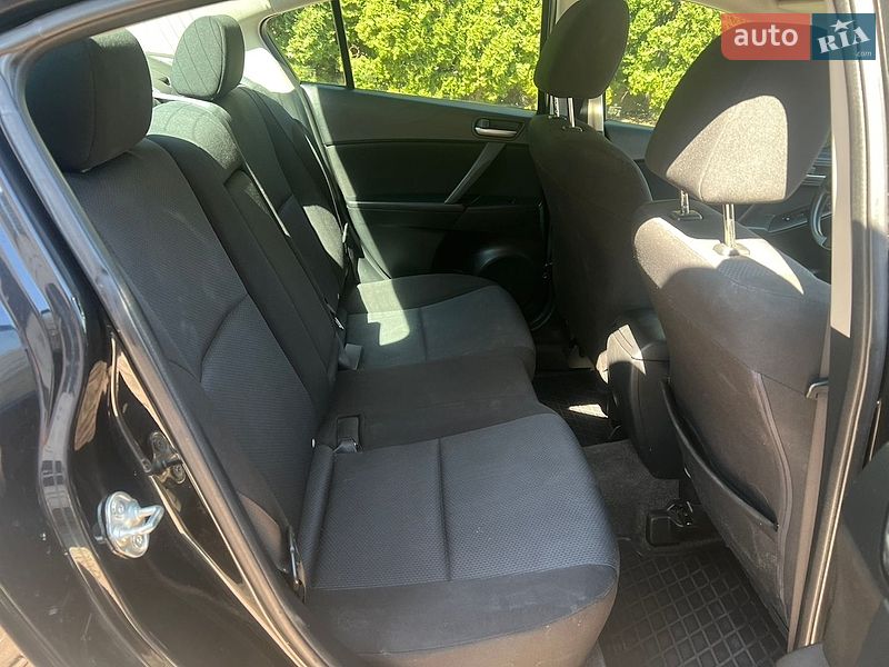 Седан Mazda 3 2010 в Білій Церкві