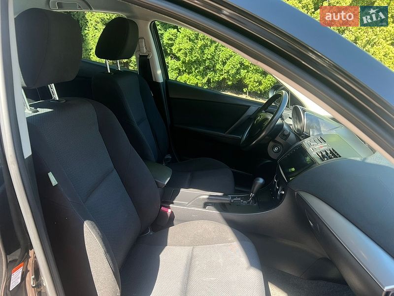 Седан Mazda 3 2010 в Білій Церкві