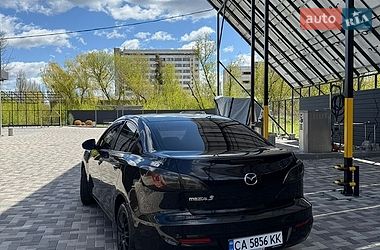 Седан Mazda 3 2011 в Черкасах