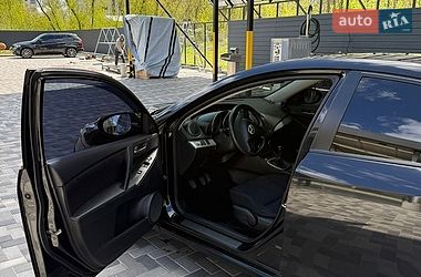 Седан Mazda 3 2011 в Черкасах