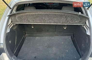 Хетчбек Mazda 3 2006 в Дубровиці