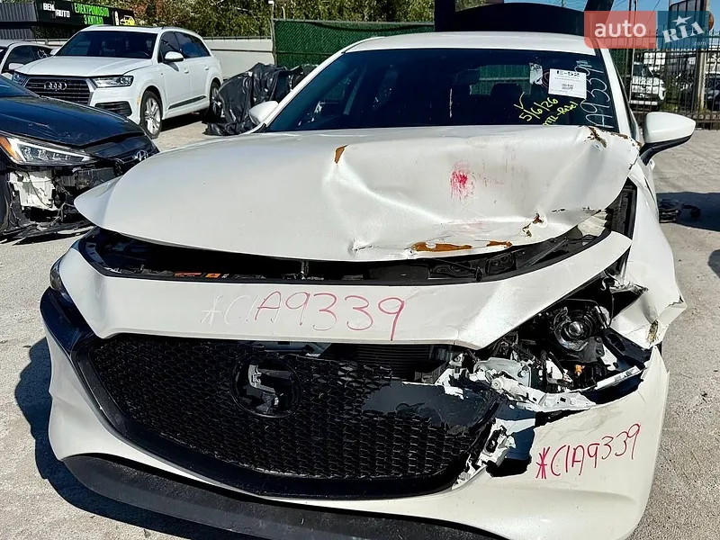 Mazda 3 2019