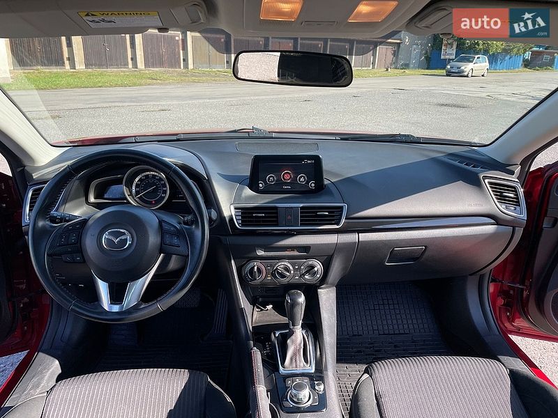 Седан Mazda 3 2015 в Івано-Франківську