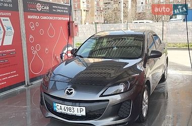 Седан Mazda 3 2012 в Києві